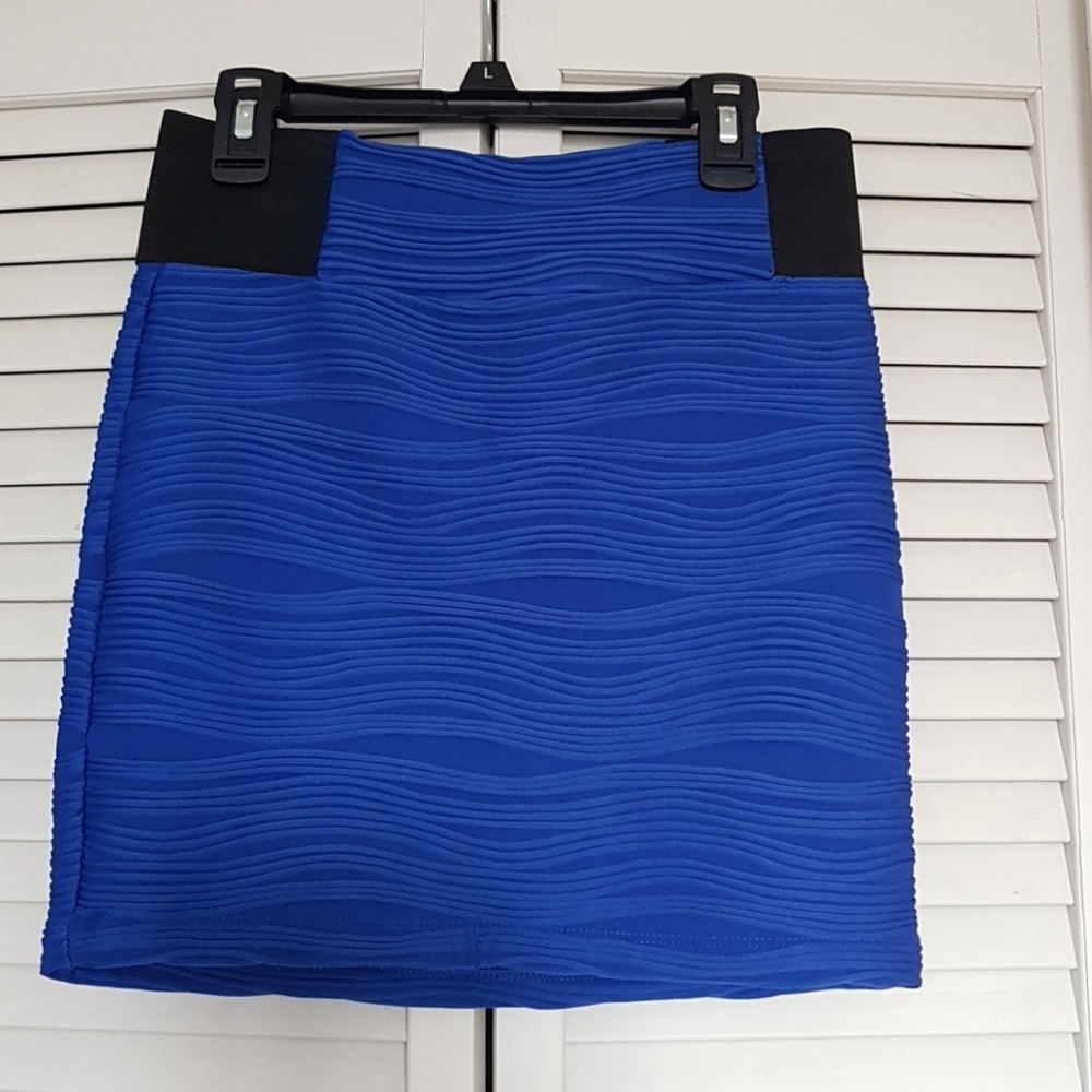 Fun blue mini skirt